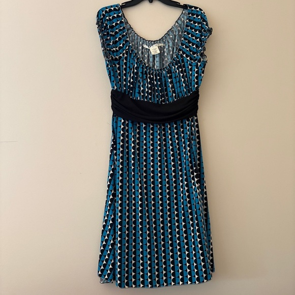 Max Studio Dresses & Skirts - Max Studio Geometric Print Off Shoulder Empire Waist Midi Dress Blue Black Small